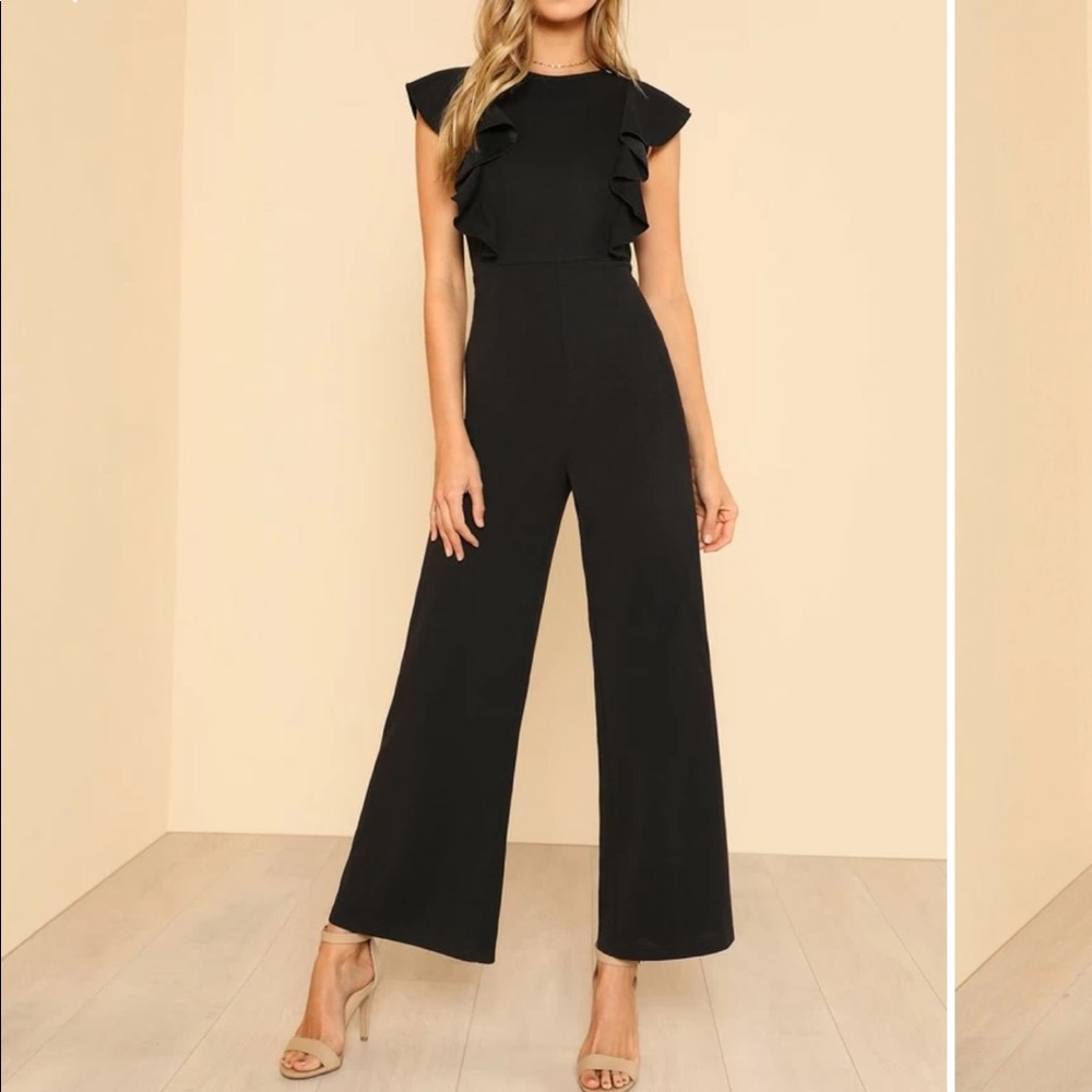 NWOT Ruffle trim wide leg jumpsuit
